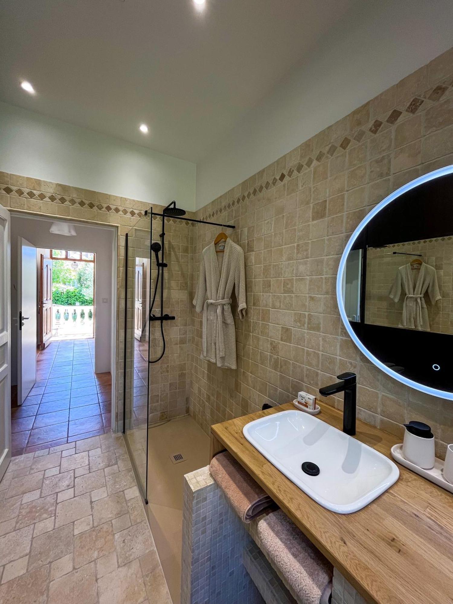 Bed and Breakfast La Thebaide Грасс Экстерьер фото